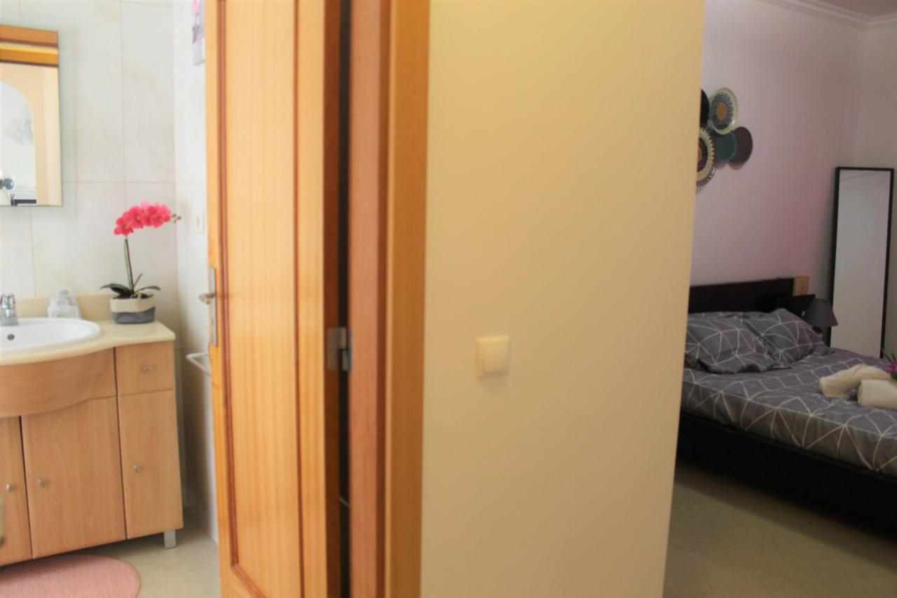 5B Sra Da Rocha - Casas & Papeis Apartamento Armação de Pêra Exterior foto