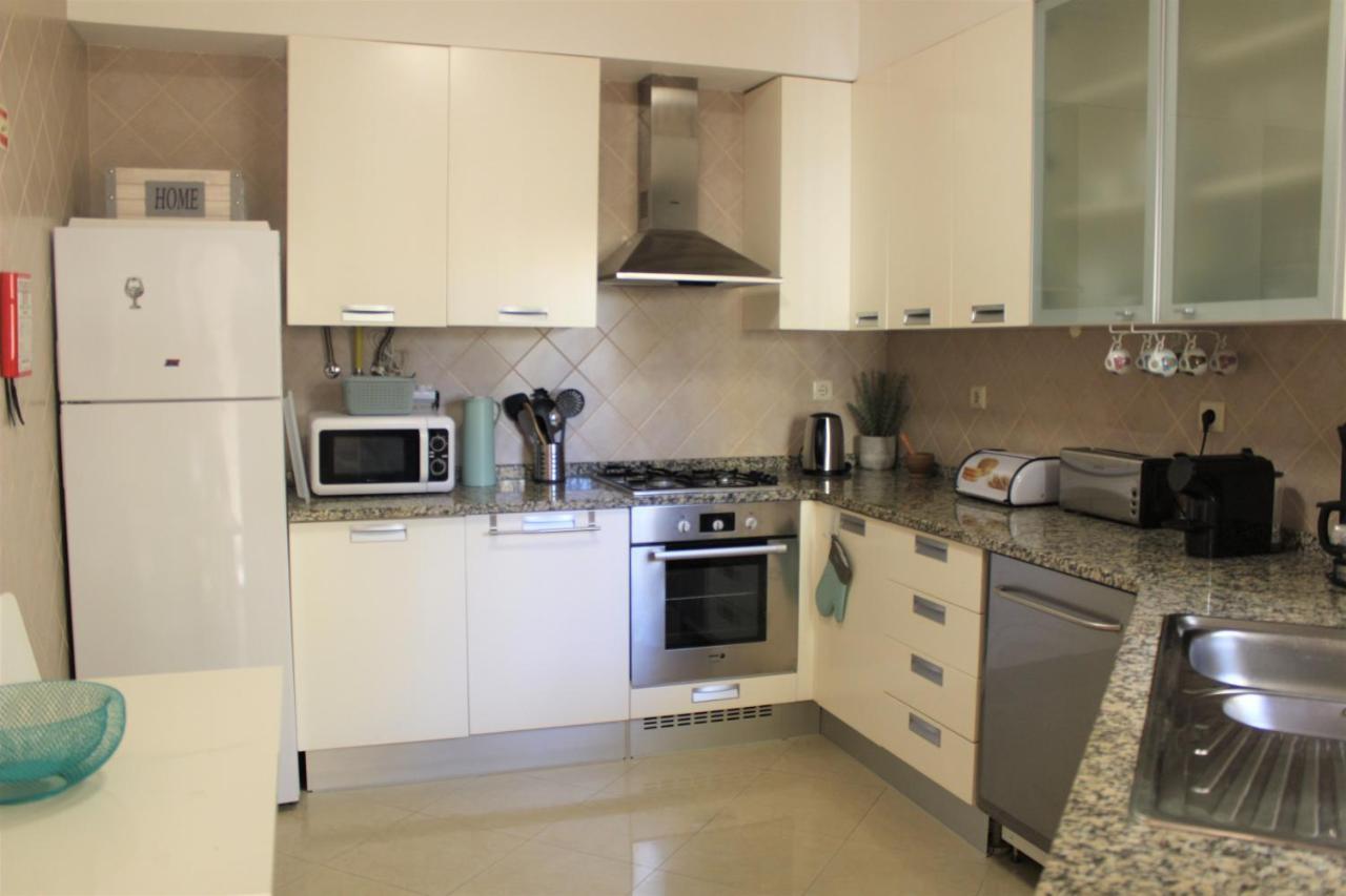 5B Sra Da Rocha - Casas & Papeis Apartamento Armação de Pêra Exterior foto